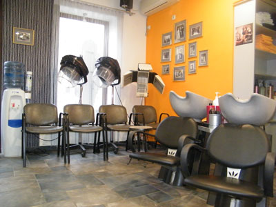RAJA HAIR STUDIO Hairdressers Belgrade - Photo 3
