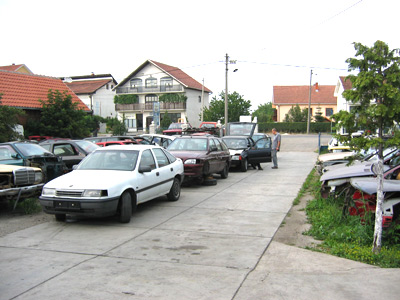 AUTO JUNK YARD RIKI Car dumps Belgrade - Photo 3