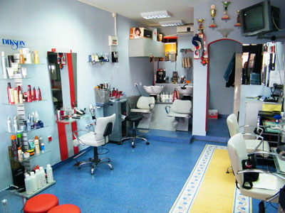 STUDIO RED HAIR UNISEX Hairdressers Belgrade - Photo 1