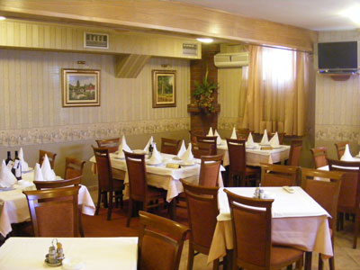 ZLATNA VAROS Restaurants Belgrade - Photo 1