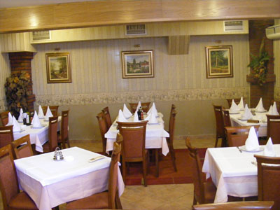 ZLATNA VAROS Restaurants Belgrade - Photo 3