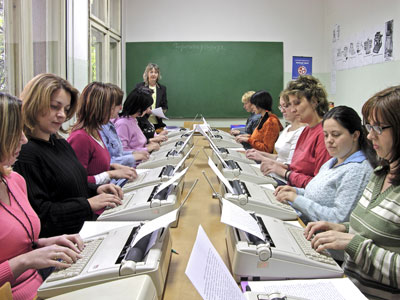 NARODNI UNIVERZITET BOZIDAR ADZIJA Foreign languages schools Belgrade - Photo 2
