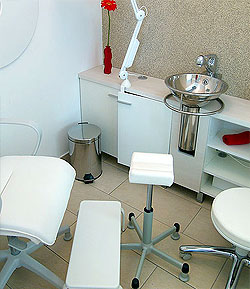 BODY AND FACE CARE SALOON VITALUX Hairdressers Belgrade - Photo 8