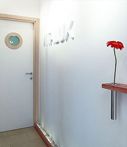 BODY AND FACE CARE SALOON VITALUX Hairdressers Belgrade - Photo 9