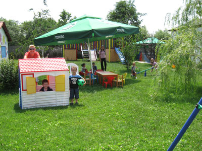 KINDERGARTEN AND CRIB KAMICAK AND DRUGARI Kids playgrounds Belgrade - Photo 1