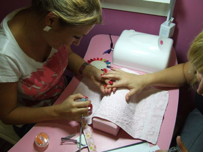 ANGEL S PLUS AND HAIDRESS SALON NINANA Manicures, pedicurists Belgrade - Photo 3