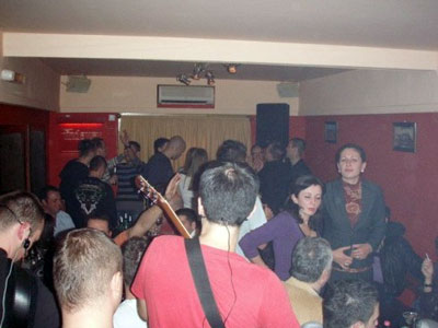 ONA, A NE NEKA DRUGA Saloons Belgrade - Photo 4