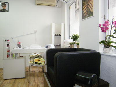 HAIR SALON - STUDIO ELIXIR Professional Make up Belgrade - Photo 5