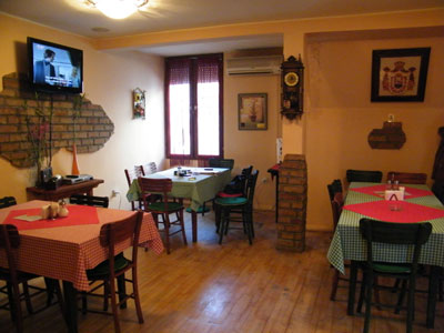 ZLATNA KRUNA Restaurants Belgrade - Photo 2