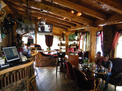 AUTOPERIONICA I KAFE GREEN CAFE Kafe barovi i klubovi Beograd - Slika 3