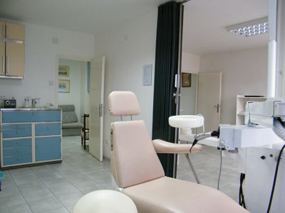 NENEZIC DENTAL OFFICE Dental orthotics Belgrade - Photo 3