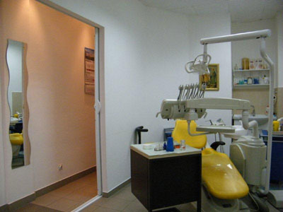 ASTRA DENT Dental surgery Belgrade - Photo 4