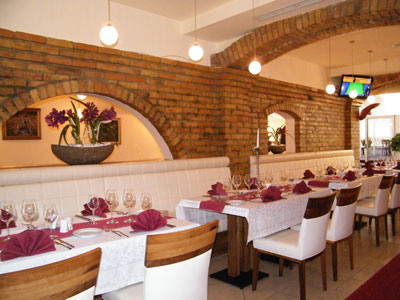 LA CHOZA GRANDE RESTAURANT Restaurants Belgrade - Photo 8