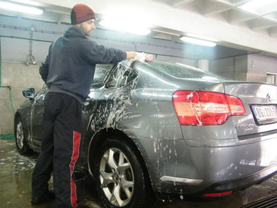 CARPET SERVICE AND CAR WASH KAMELEON Car wash Belgrade - Photo 1