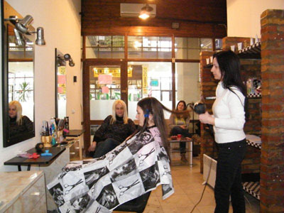 HAIR SALON ROYAL MT Hairdressers Belgrade - Photo 2
