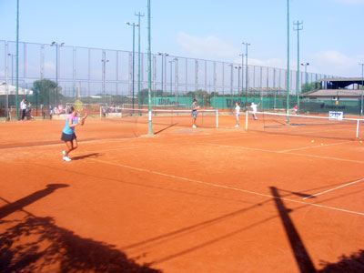 TENISKI KLUB SMEČ Teniski klubovi, teniski tereni, škole tenisa Beograd - Slika 2