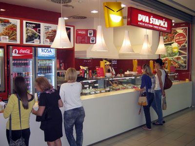 DVA STAPICA - CHINESE RESTAURANT Fast food Belgrade - Photo 2