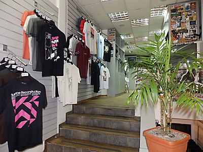 THE STREET CLOTHING AND TATTOOS Boutiques Belgrade - Photo 2