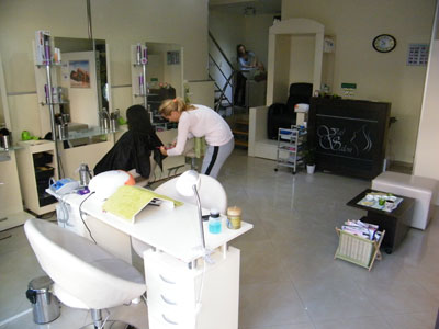VAS SALON Manicures, pedicurists Belgrade - Photo 6