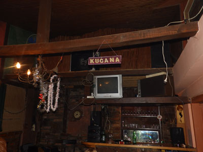 KAFANA KUCANA Saloons Belgrade - Photo 8