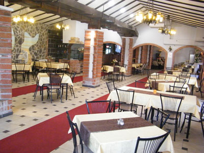 CAFE RESTORAN PIAZZA PALERMO Restorani Beograd - Slika 5