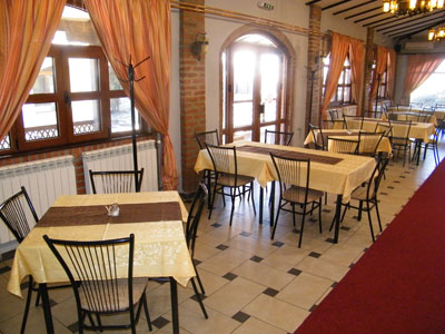 CAFE RESTORAN PIAZZA PALERMO Restorani Beograd - Slika 7