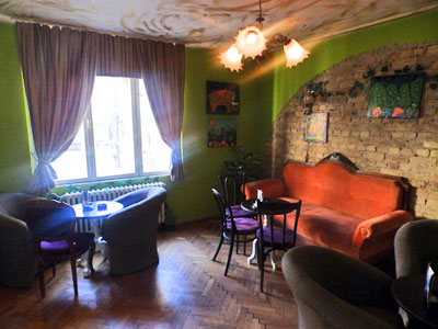 CAFFE FRAK Bars and night-clubs Belgrade - Photo 4