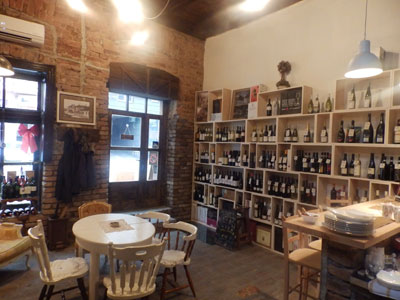 VINOVLACARA Vineries, wine shops Belgrade - Photo 3