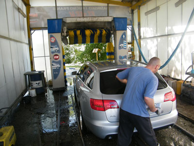 CAR WASH FLASH Car wash Belgrade - Photo 3