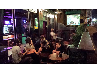 CAFFE BAR SKROZ NA SKROZ Bars and night-clubs Belgrade - Photo 4