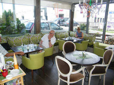CAFFE CONFECTIONERY LA VIE Spaces for celebrations, parties, birthdays Belgrade - Photo 4