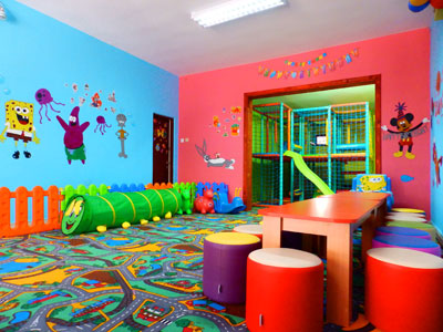 CHILDREN'S PLAYROOM AND BIRTHDAY HOUSE CAFE Bars and night-clubs Belgrade - Photo 9