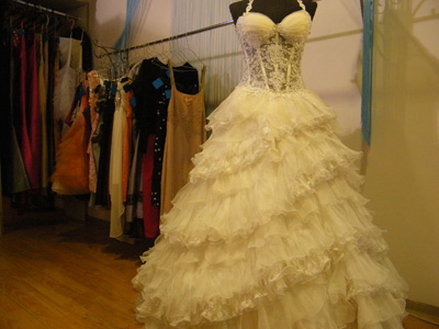 JEDAN FRAJER I BIDERMAJER WEDDING SALON Wedding dresses Belgrade - Photo 2