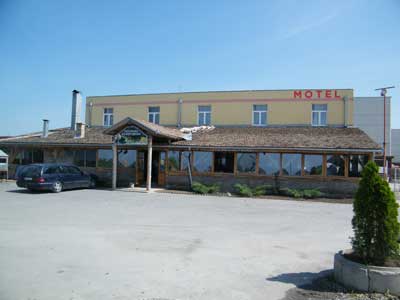 KUDIN MOST GRILL WITH ACCOMODATION Restaurants Belgrade - Photo 1