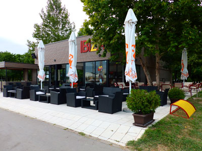 CAFE BAR IBIZA DE ADA Kafe barovi i klubovi Beograd - Slika 3