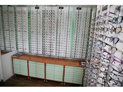 LENTILUX OPTICS Ophthalmology doctors office Belgrade - Photo 9