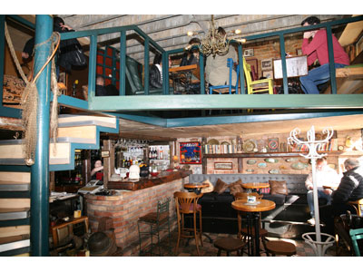 HAPPY FISH CAFFE Bars and night-clubs Belgrade - Photo 1