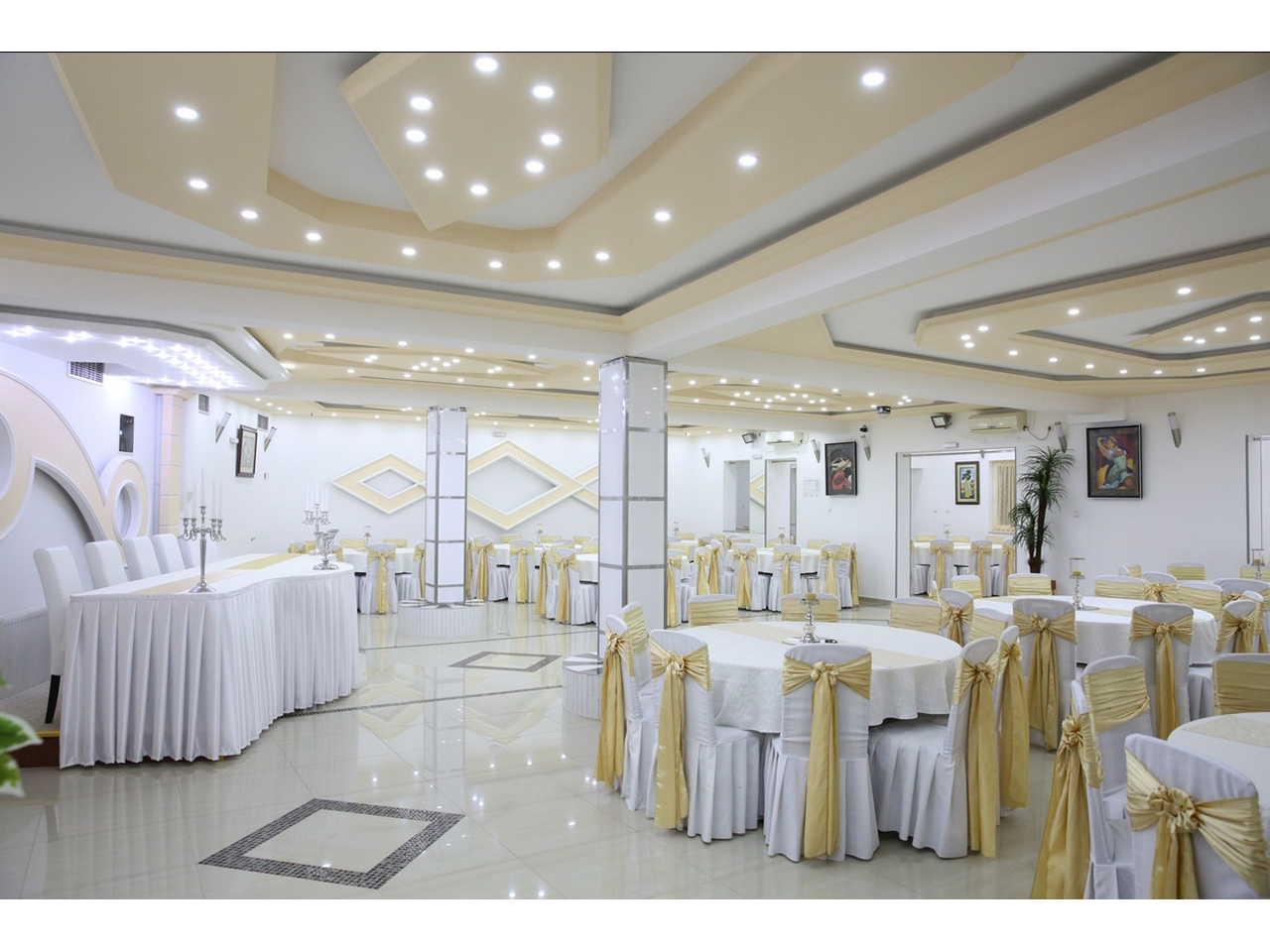 VILLA ATINA CEREMONY HALL Restaurants for weddings, celebrations Belgrade - Photo 3