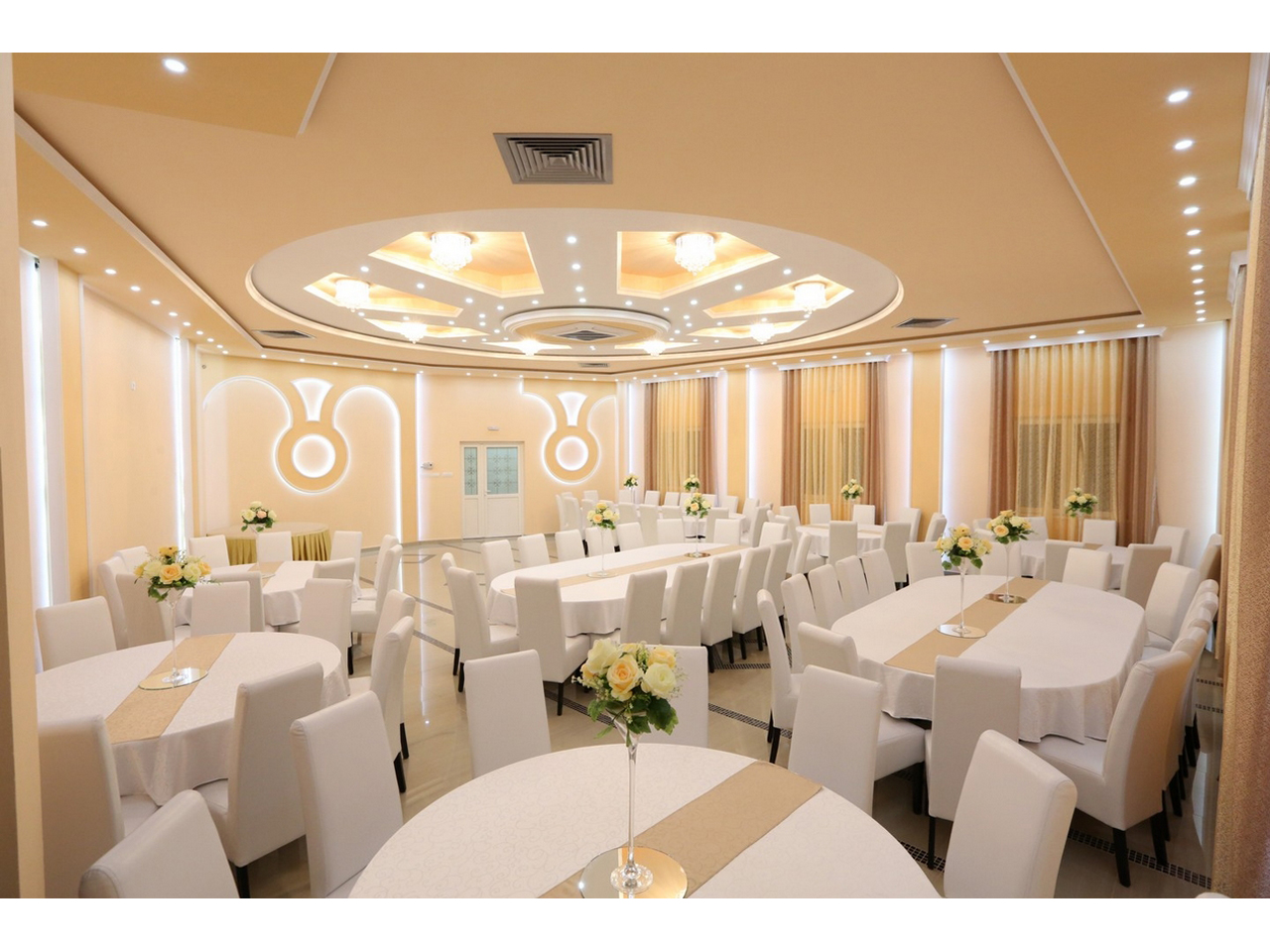 VILLA ATINA CEREMONY HALL Restaurants for weddings, celebrations Belgrade - Photo 6