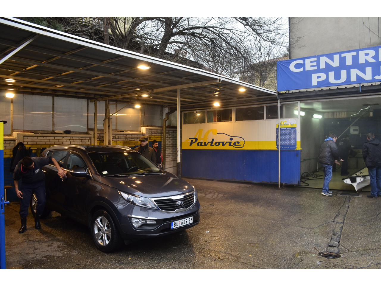 AUTO CENTER PAVLOVIC Car wash Belgrade - Photo 6