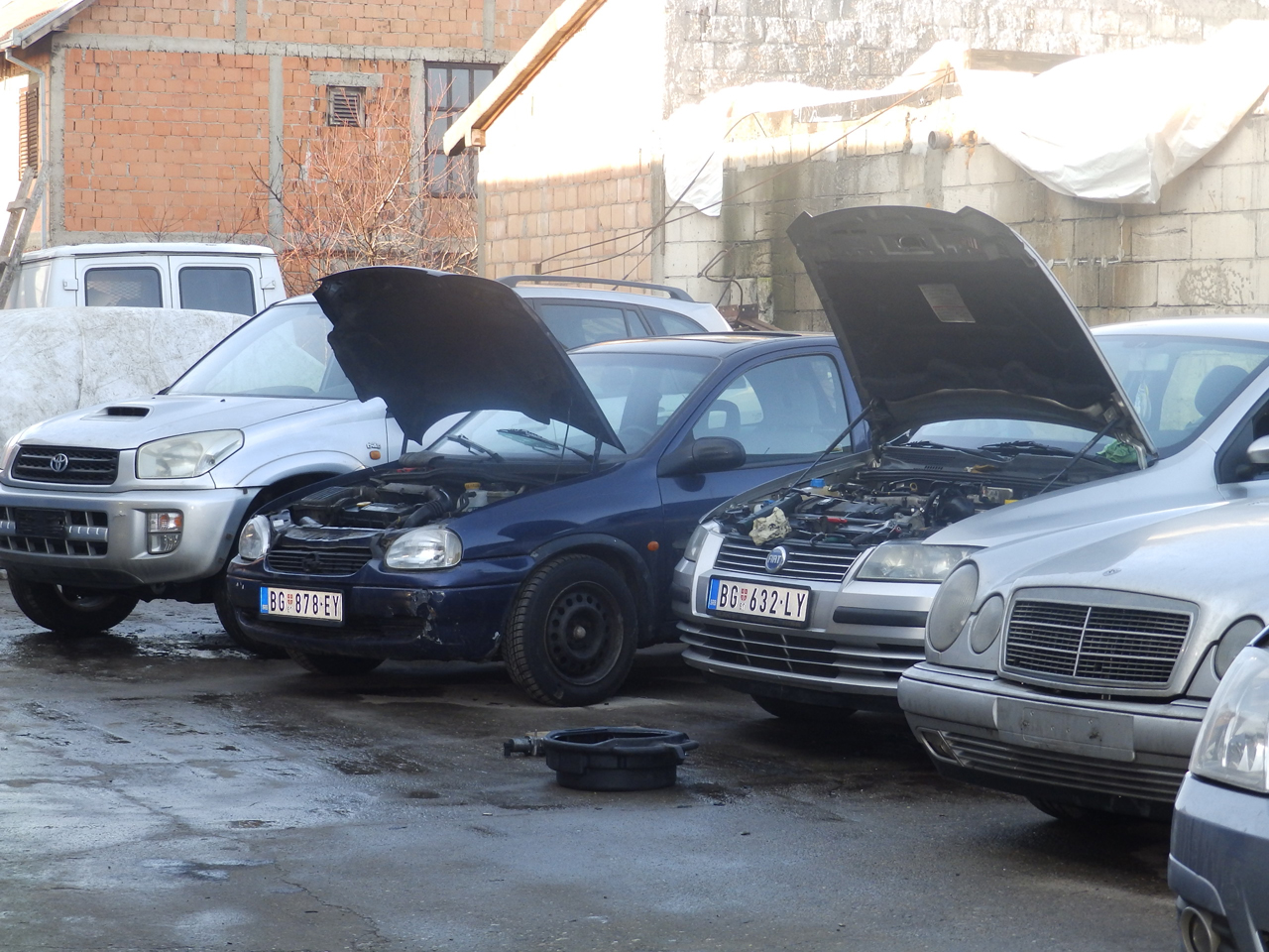 AUTO CENTER JAZA Car-body mechanics Belgrade - Photo 4