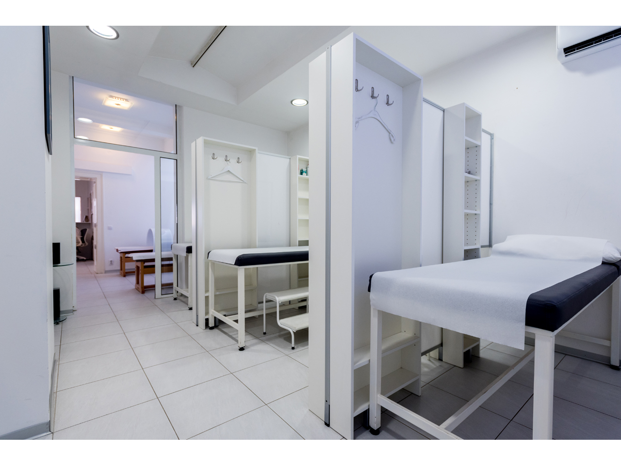 PAIN AND PHYSICAL THERAPY CENTER ANALGESIS Physical medicine Belgrade - Photo 6