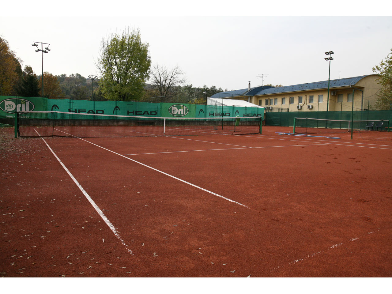 TENISKI KLUB DRIL Teniski klubovi, teniski tereni, škole tenisa Beograd - Slika 1