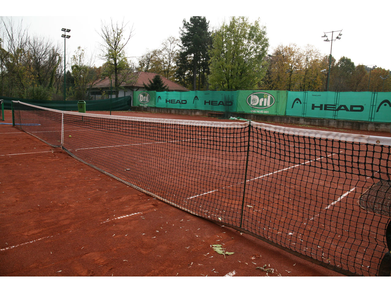 DRIL TENNIS CLUB Tennis courts, tennis schools, tennis clubs Belgrade - Photo 2