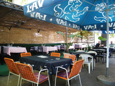 CAFE RESTORAN UPRAVA Restorani Beograd - Slika 1
