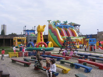 ZABAVNI PARK - IGRAONICA ZAMAK Kids playgrounds Belgrade - Photo 1