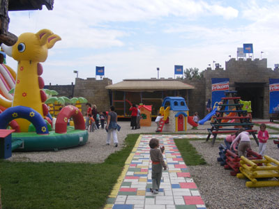 ZABAVNI PARK - IGRAONICA ZAMAK Kids playgrounds Belgrade - Photo 2