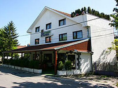 DOMESTIC CUISINE RESTAURANT ROJAL Accommodation, room renting Belgrade - Photo 1