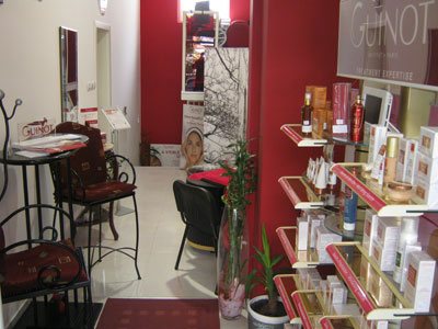 ANTIAGING DERMAVITA GUINOT CENTER Beauty salons Belgrade - Photo 4