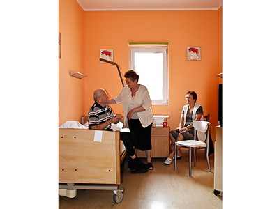 ADULT CARE HOME MEDIKALIJA Homes and care for the elderly Belgrade - Photo 3